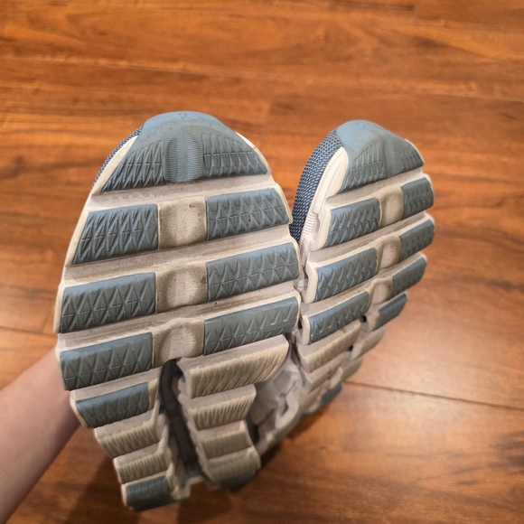 ON RUNNING Cloudswift Women's Size 10 Lake/Sky - Picture 12 of 13